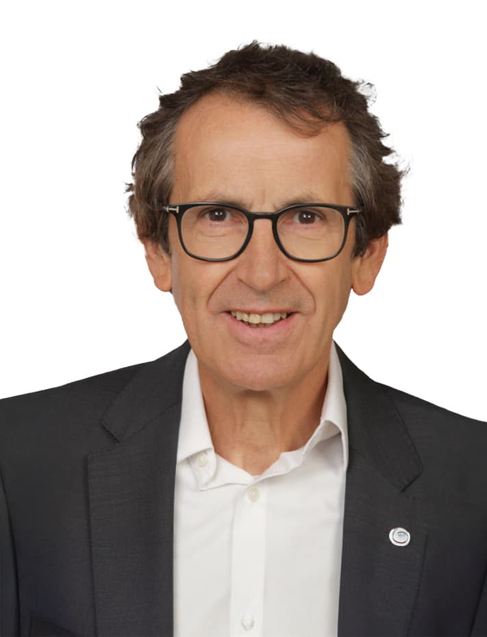 Porträt von Prof. Dr. med. dent. Stefan Zimmer